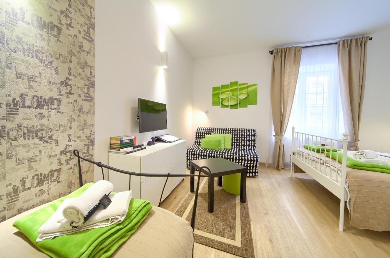 Logo Apartments 5 Min Walk To Main Square Zagreb Luaran gambar