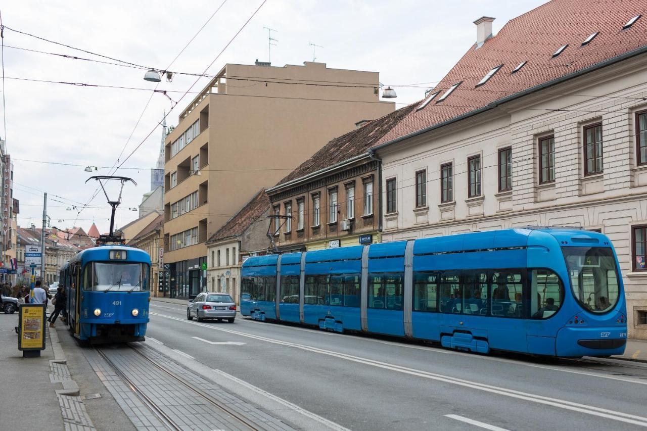 Logo Apartments 5 Min Walk To Main Square Zagreb Luaran gambar