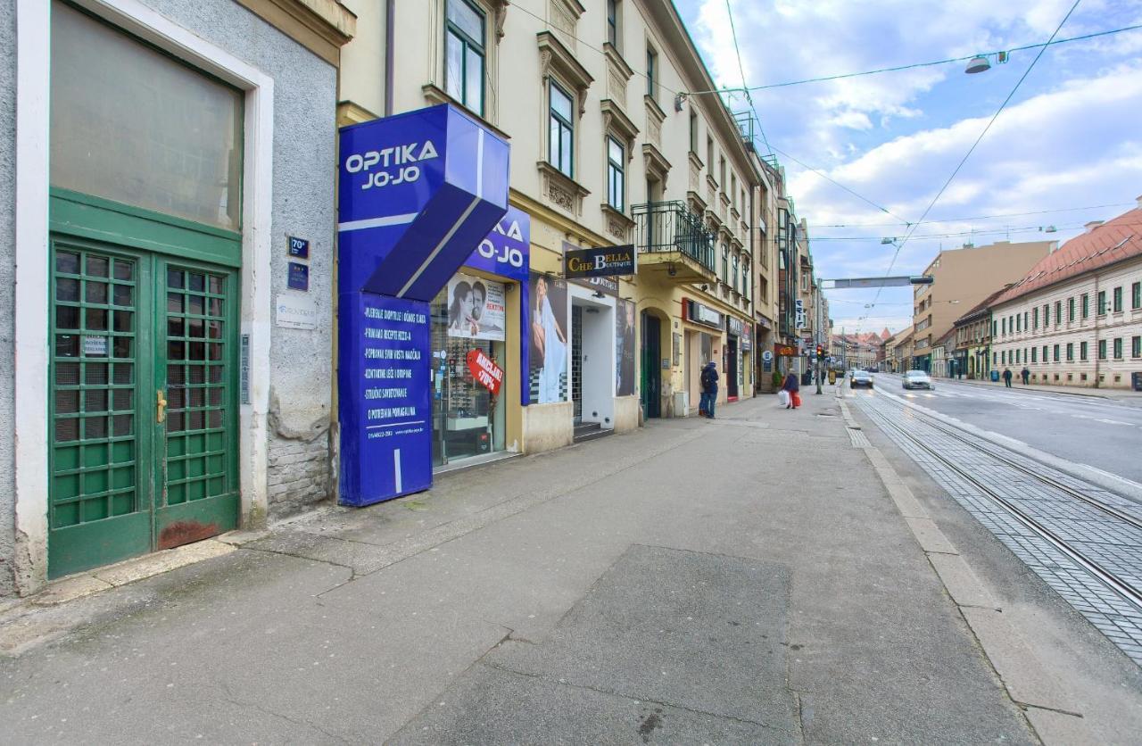 Logo Apartments 5 Min Walk To Main Square Zagreb Luaran gambar