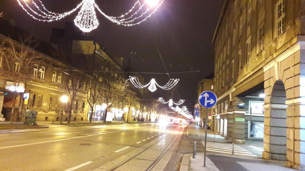 Logo Apartments 5 Min Walk To Main Square Zagreb Luaran gambar